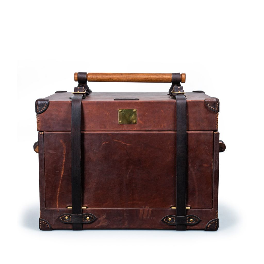 RUARK® FIELD BAR WITH STAND